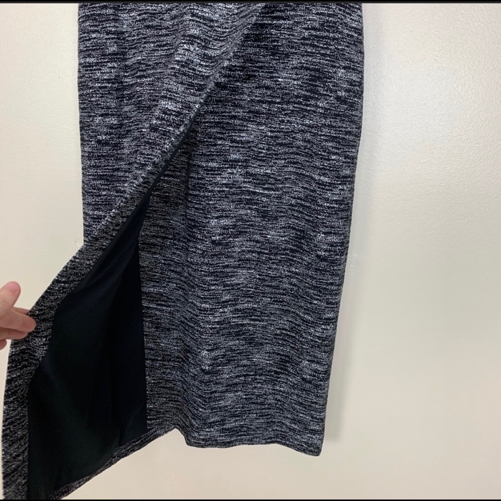 Alice + Olivia Employed V Neck Faux Wrap Dress 8 - Picture 2 of 5